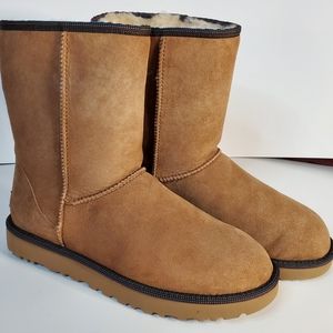 Uggs Briana Mid boots woman size 10